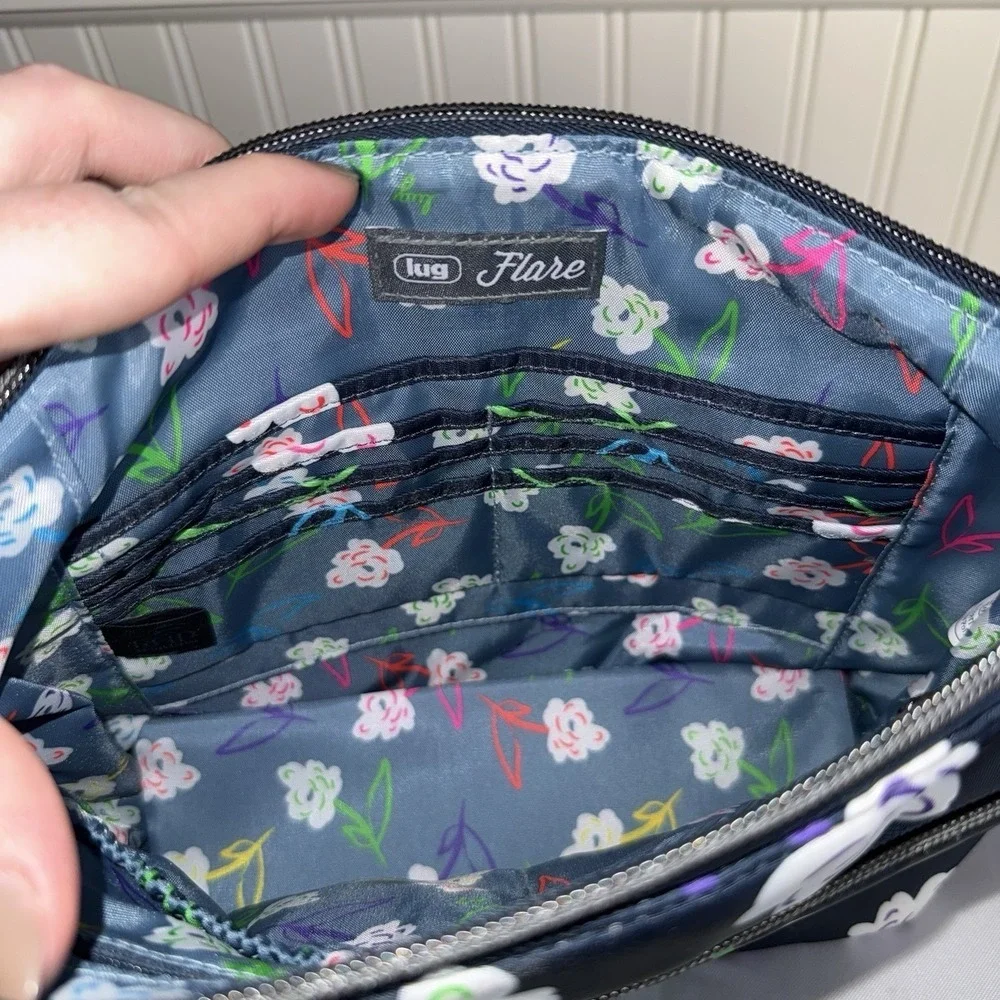 Lug FLare 2 Crossbody Shoulder Bag Purse Bright Floral Flower Navy Blue NWOT